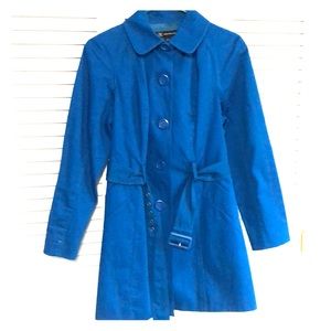 Gorgeous Lightweight Jacket Size: Medium